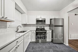 2032 N Gregg Ave in Fayetteville, AR - Building Photo - Building Photo