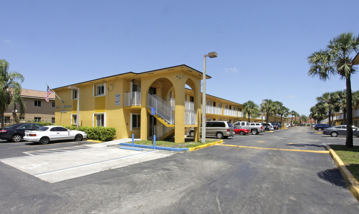 Raul Martinez Pavilion in Hialeah, FL - Building Photo