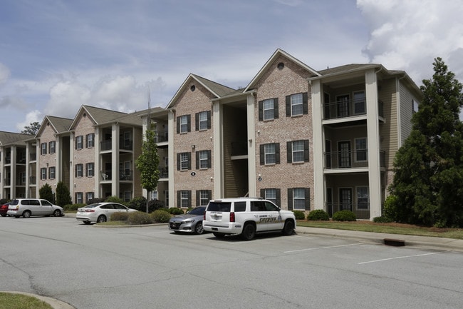 Lauren Ridge Apartment Homes