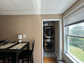 44 Clarendon Ave, Unit 2 in Somerville, MA - Building Photo - Building Photo