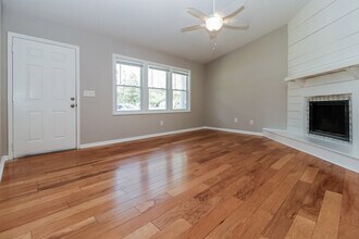 102 Birchwood Dr in Summerville, SC - Building Photo - Building Photo