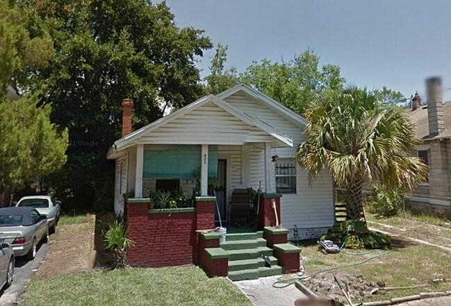 425 W 18th St in Jacksonville, FL - Foto de edificio - Building Photo