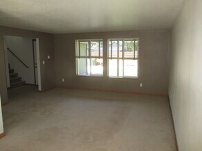 1344 Vista Ave SE in Salem, OR - Building Photo - Building Photo