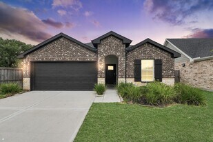 1618 Westway Dr in Arcola, TX - Building Photo