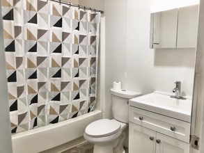 G2201 Utley Rd in Flint Township, MI - Building Photo - Building Photo