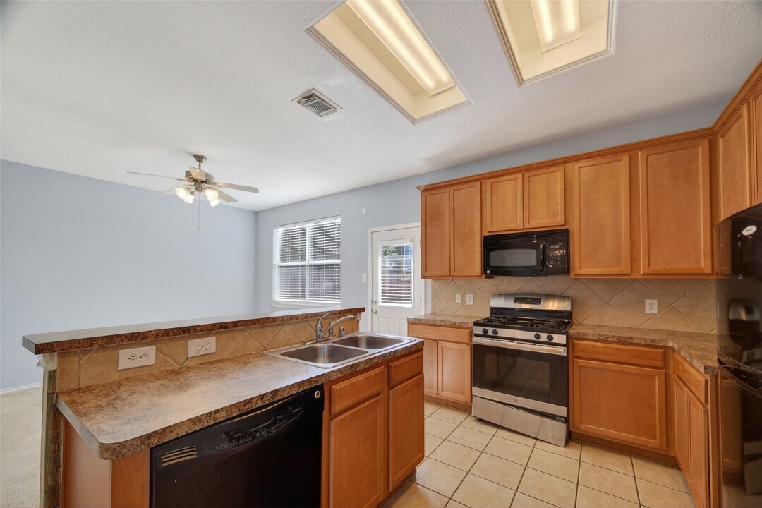 3218 Pearl Bluff Ln in Houston, TX - Building Photo