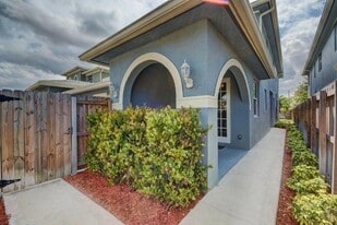 1135 NE 3rd Ave in Fort Lauderdale, FL - Building Photo