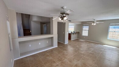 17426 N 47th St in Phoenix, AZ - Building Photo - Building Photo