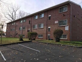 5707 Adleigh Ave, Unit 10 in Baltimore, MD - Building Photo