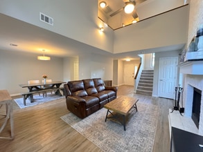 1141 Berkley Dr SE in Smyrna, GA - Foto de edificio - Building Photo