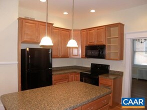 415 Lexington Ave in Charlottesville, VA - Foto de edificio - Building Photo