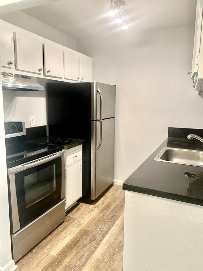 property at 1500 N Congress Ave