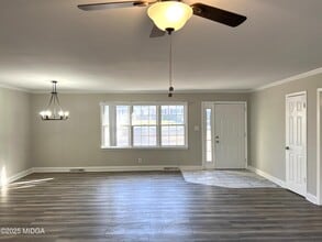 4075 Meadowbrook Dr in Macon, GA - Building Photo - Building Photo