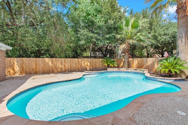 8410 Cedar Trace Dr in Spring, TX - Building Photo - Building Photo