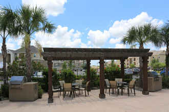 Residence at Edinburg II in Edinburg, TX - Foto de edificio - Building Photo