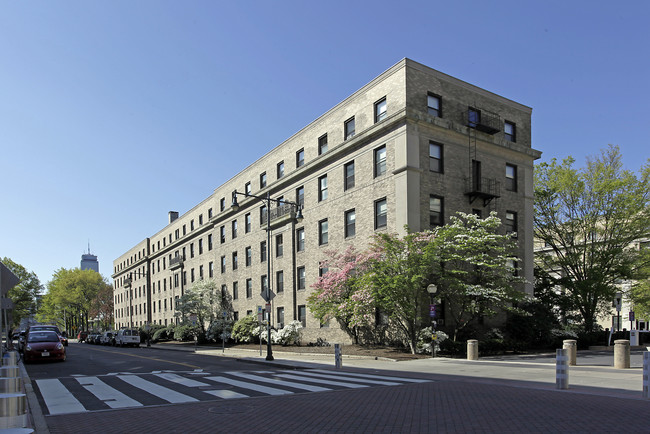 East Campus Alumni Memorial Housing in Cambridge, MA - Building Photo - Building Photo