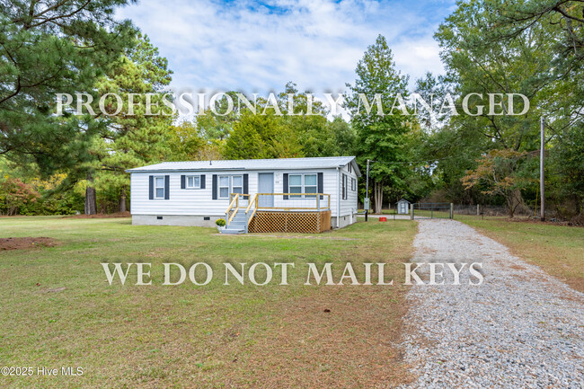 property at 1105 N Winstead Ave