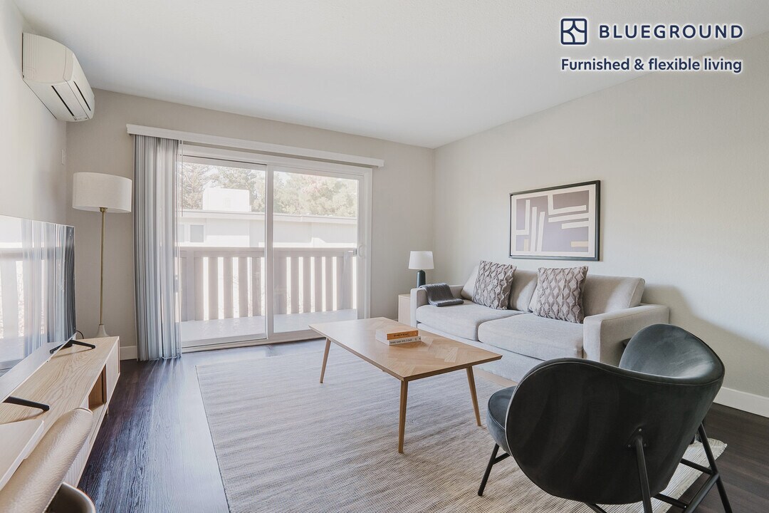 655 S Fair Oaks Ave in Sunnyvale, CA - Building Photo
