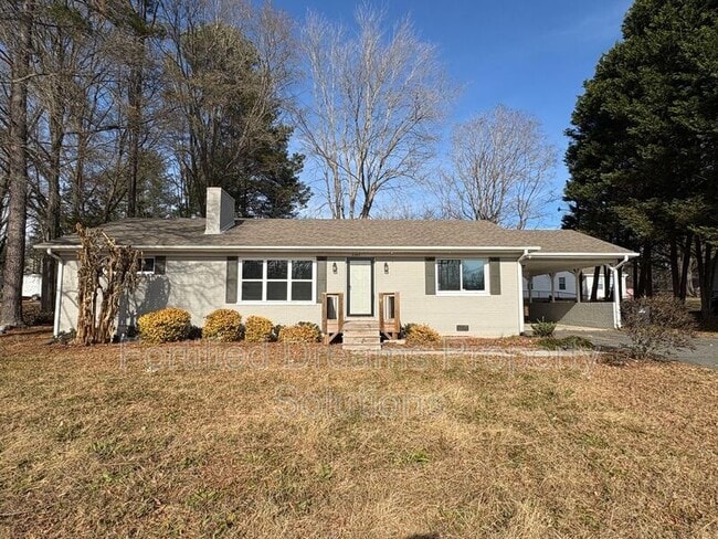 property at 2465 W Clemmonsville Rd
