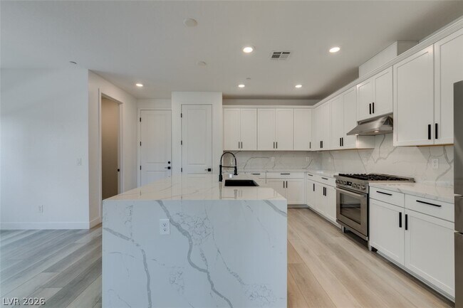 11537 Cedar Shore Ave in Las Vegas, NV - Building Photo - Building Photo