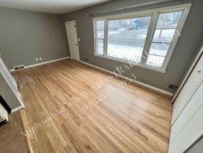 4500 N Brighton Ave in Kansas City, MO - Building Photo - Building Photo