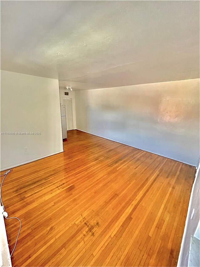 3505 SW 1st Ave in Miami, FL - Building Photo - Building Photo
