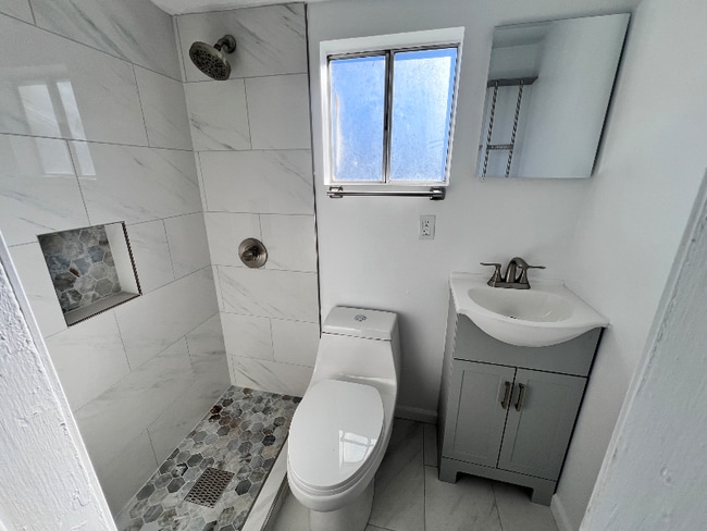 1318 W Monroe St in Phoenix, AZ - Building Photo - Building Photo