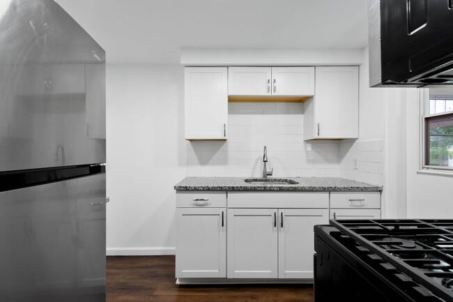 property at 58 Wenzell Pl
