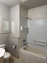 2118 Michigan Ave in Manitowoc, WI - Building Photo