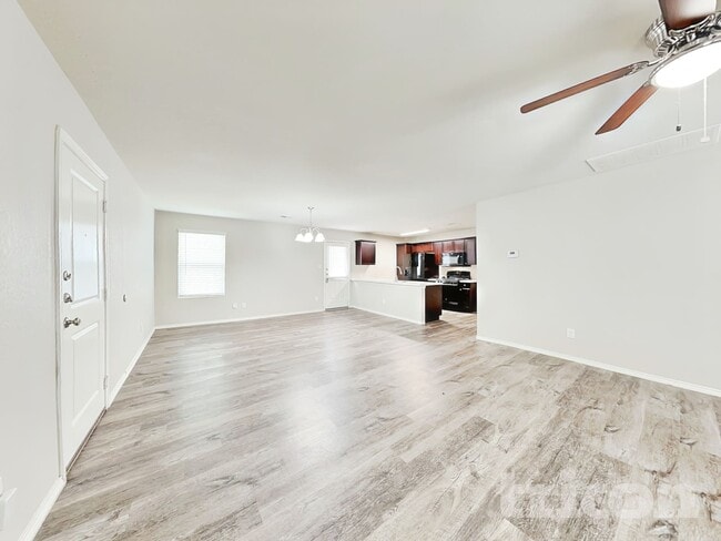 8525 Amistad Cove in Converse, TX - Building Photo - Building Photo