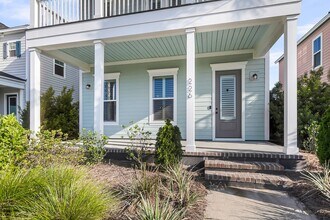 226 Midtown Ave in Summerville, SC - Building Photo - Building Photo