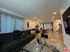 8020 Cora St in Los Angeles, CA - Building Photo - Building Photo
