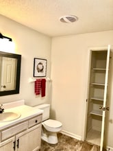 803 Moultrie Ct in Greensboro, NC - Building Photo - Building Photo