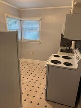 224 Waverly Way in Burlington, NC - Building Photo - Building Photo