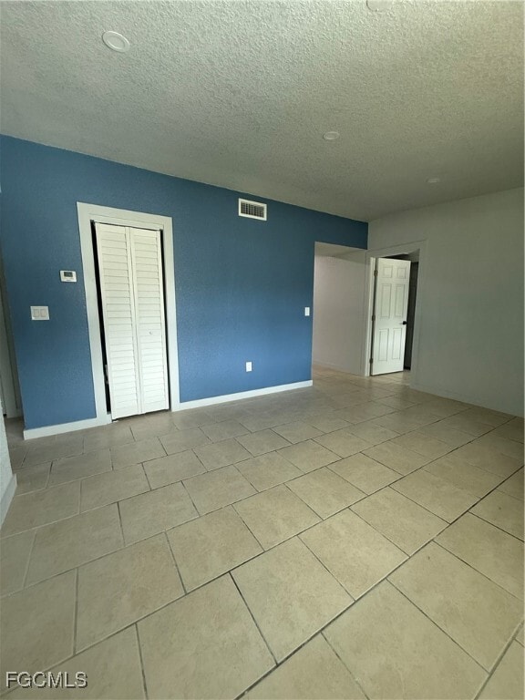 property at 1533 Gardenia Ave