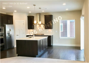 19807 11th Dr SE in Bothell, WA - Building Photo - Building Photo