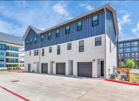 91 Jensen Dr in Houston, TX - Building Photo