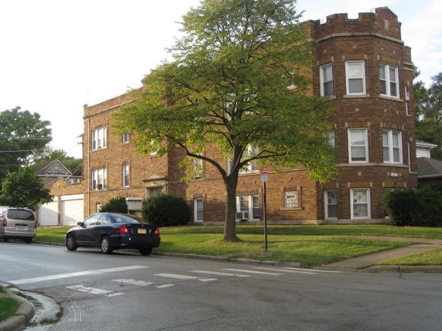 4252 Prescott Ave in Lyons, IL - Foto de edificio