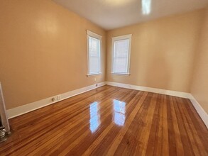 43 Larchmont St, Unit 1 in Boston, MA - Building Photo - Building Photo