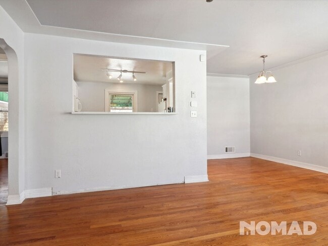 2712 S Hazel Ct, Unit 641 in Denver, CO - Building Photo - Building Photo