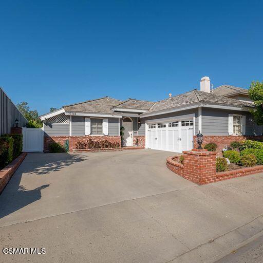 property at 32146 Oakshore Dr