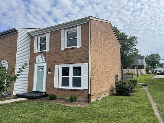 262 Osage Ct in Lexington, KY - Building Photo - Building Photo