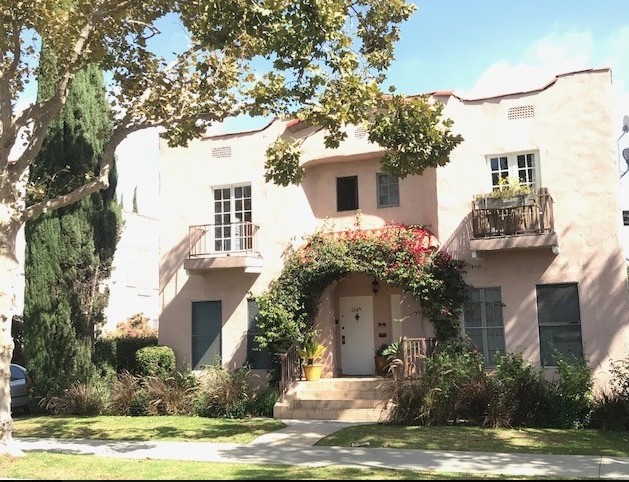 264 S Rexford Dr in Beverly Hills, CA - Building Photo