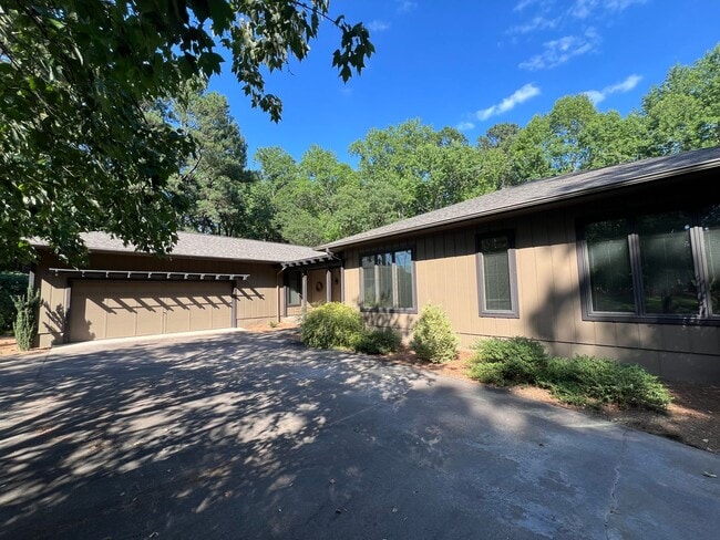 property at 3005 Hickory Tree Pl