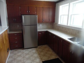 209 E Bay St in East Tawas, MI - Building Photo - Building Photo