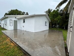 329 W Aztec Ave in Clewiston, FL - Building Photo - Building Photo