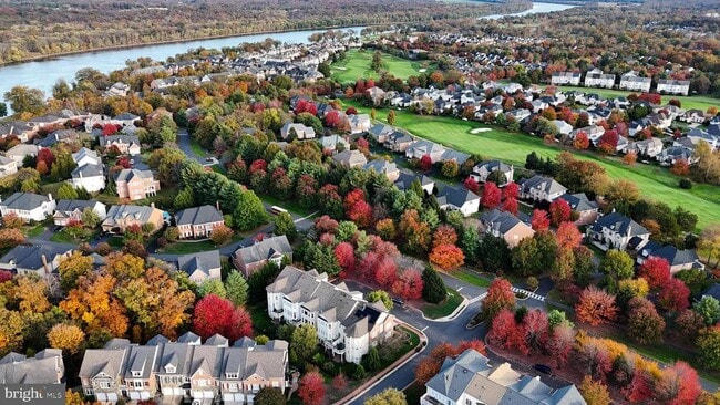 43476 Castle Harbour Terrace in Leesburg, VA - Building Photo - Building Photo