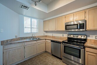 4925 E Desert Cove in Scottsdale, AZ - Building Photo - Building Photo