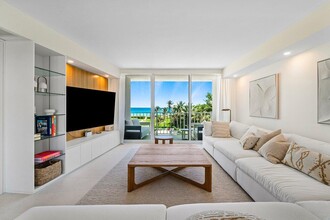 2774 S Ocean Blvd in Palm Beach, FL - Building Photo - Building Photo