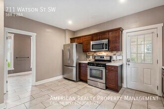 711 Watson St SW in Grand Rapids, MI - Building Photo - Building Photo